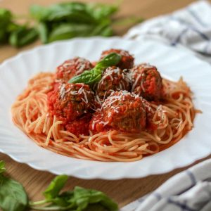 tomato-and-basil-spaghetti-and-meatballs